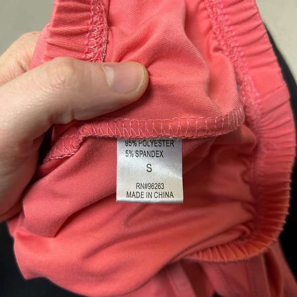 2/$20❤️- SHIRT | Women’s Brit & Bri shirt size small - Picture 3 of 4